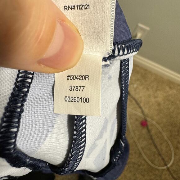 NWT SPANX Sunshine Short 6" Floret Navy - Picture 7 of 7